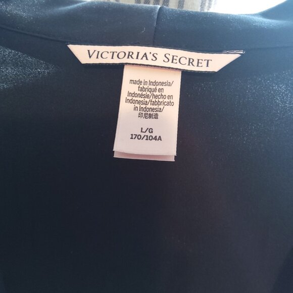 Victoria's Secret Romper - Picture 5 of 10